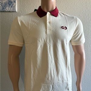 Gucci Elegant Cream Polo Shirt with Burgundy Collar